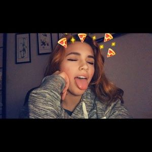 Meet your Posher, Arielle